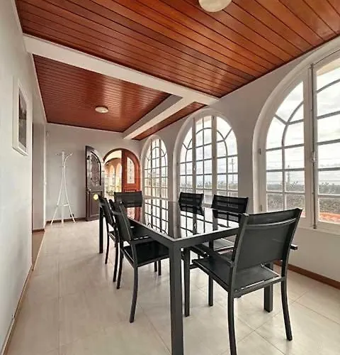 Casa Valhalla אורחן